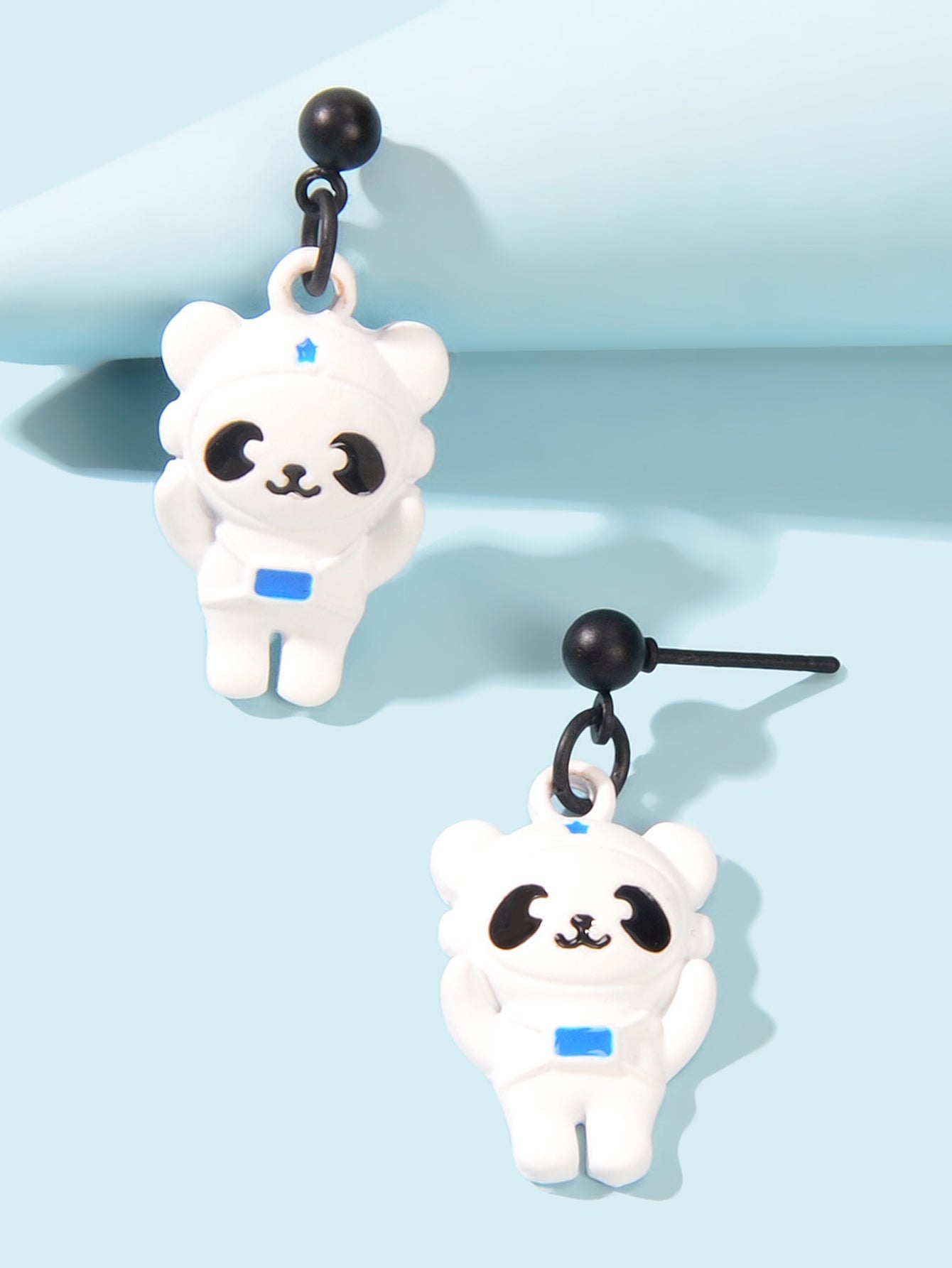 Creative Cartoon Space Series White Astronaut Bear Dangle Earrings Party Favors-2