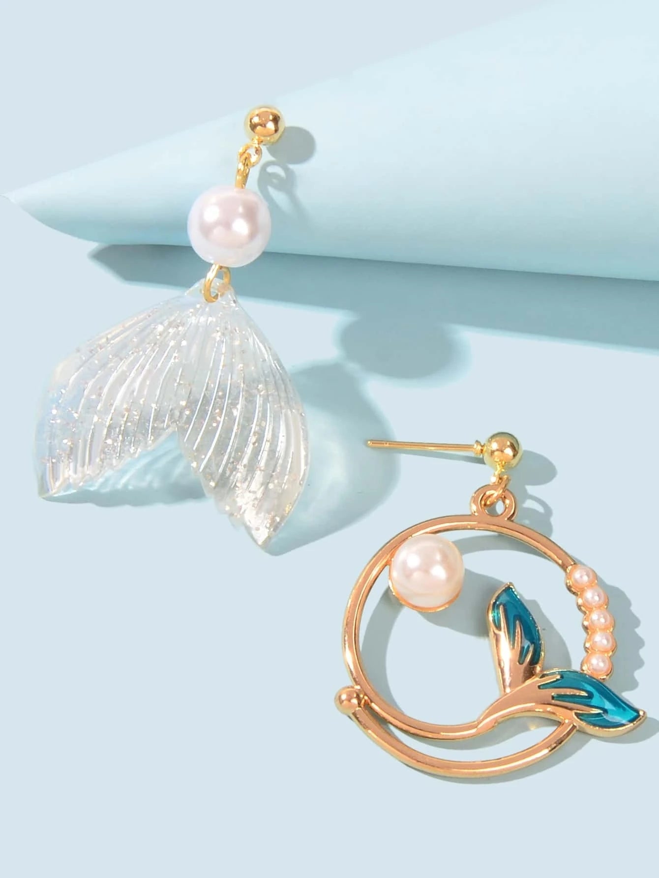 Exquisite Women Accessories Pearl Decor Mermaid Tail Asymmetric Holiday Earrings-2